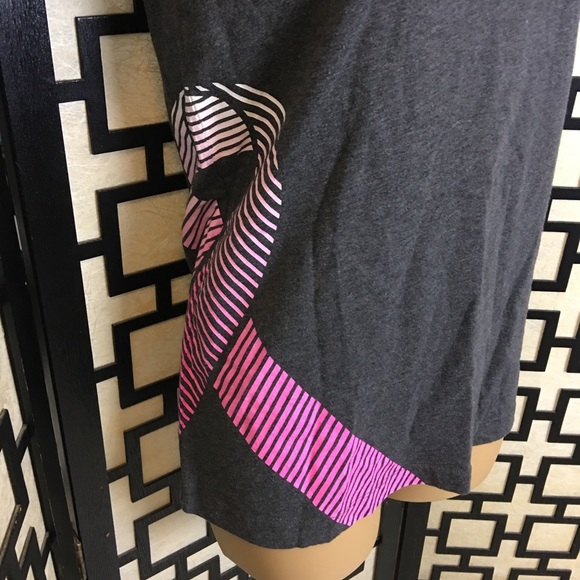 Under Armour Pink Pride ribbon heat gear shirt - Picture 3 of 7